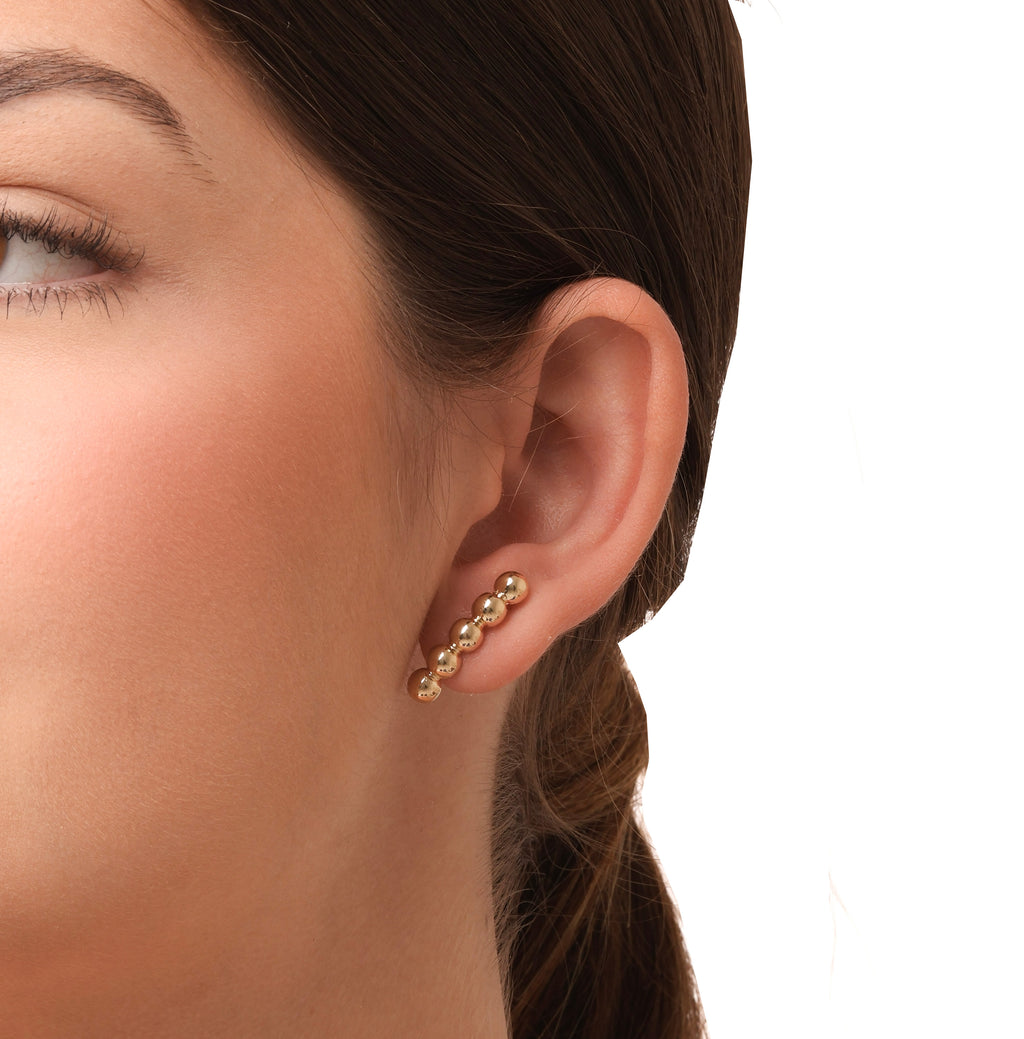 Brinco Ear Hook de bolinhas banhado a ouro 18k ARAU Jóias