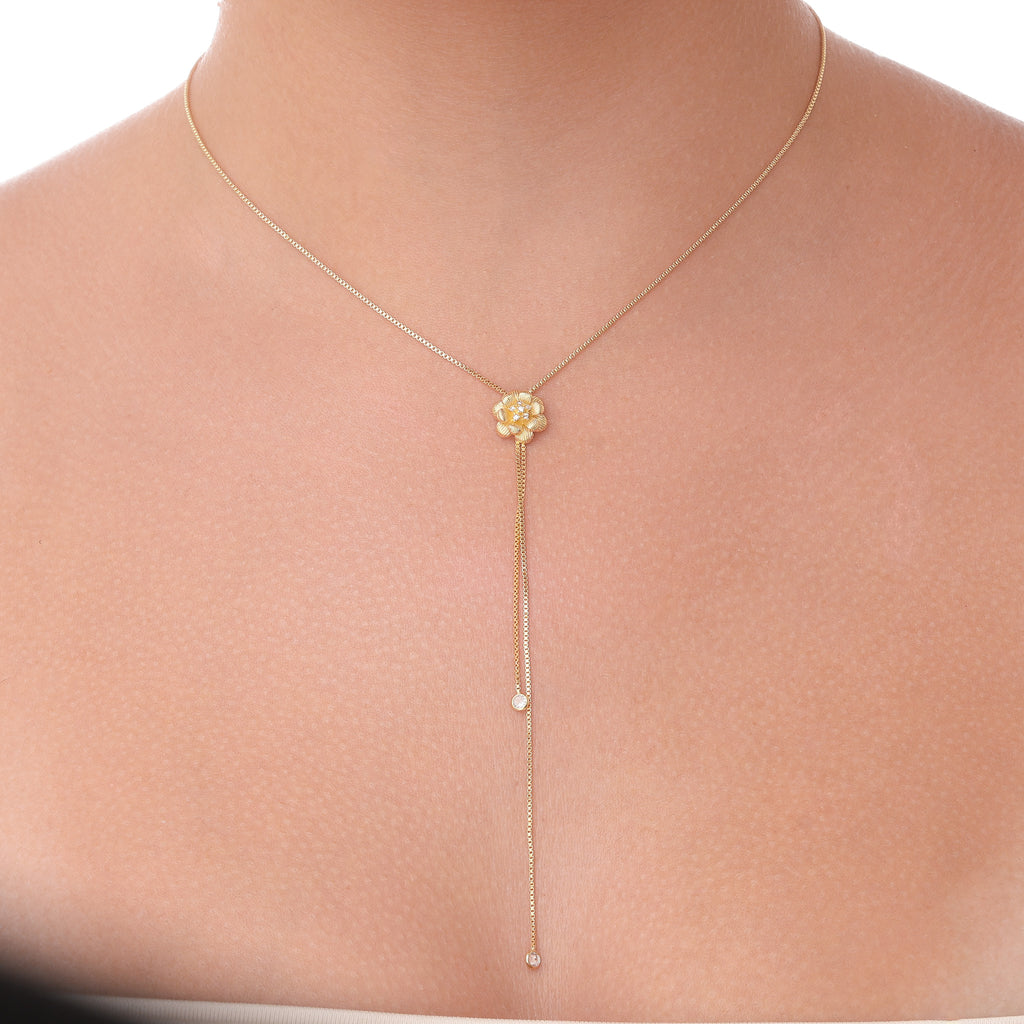 Colar de Flor com Ponto de Luz banhado a ouro 18k ARAU Jóias