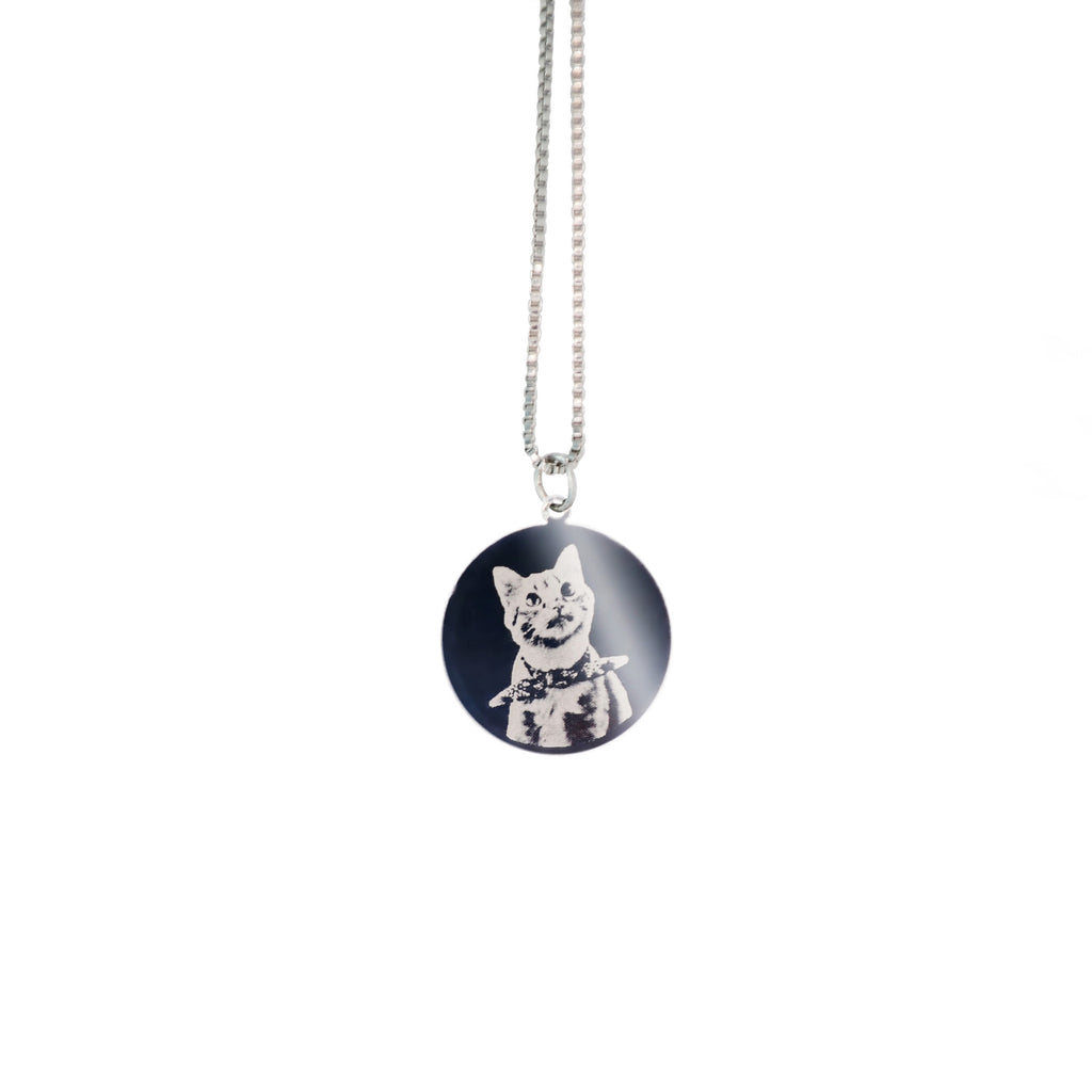 Colar com pingente personalizado em aço inox para homenagem