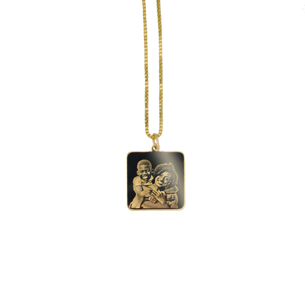 Colar personalizado banhado a ouro 18k com pingente para homenagem
