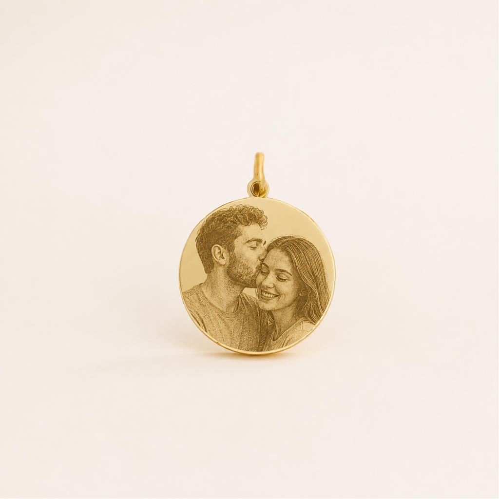 Pingente Personalizado com Foto Gravada Banhado a Ouro 18k