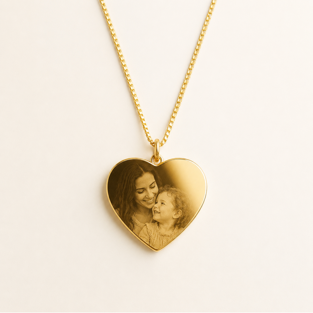 Colar Personalizado com Foto Gravada Banhado a Ouro 18k